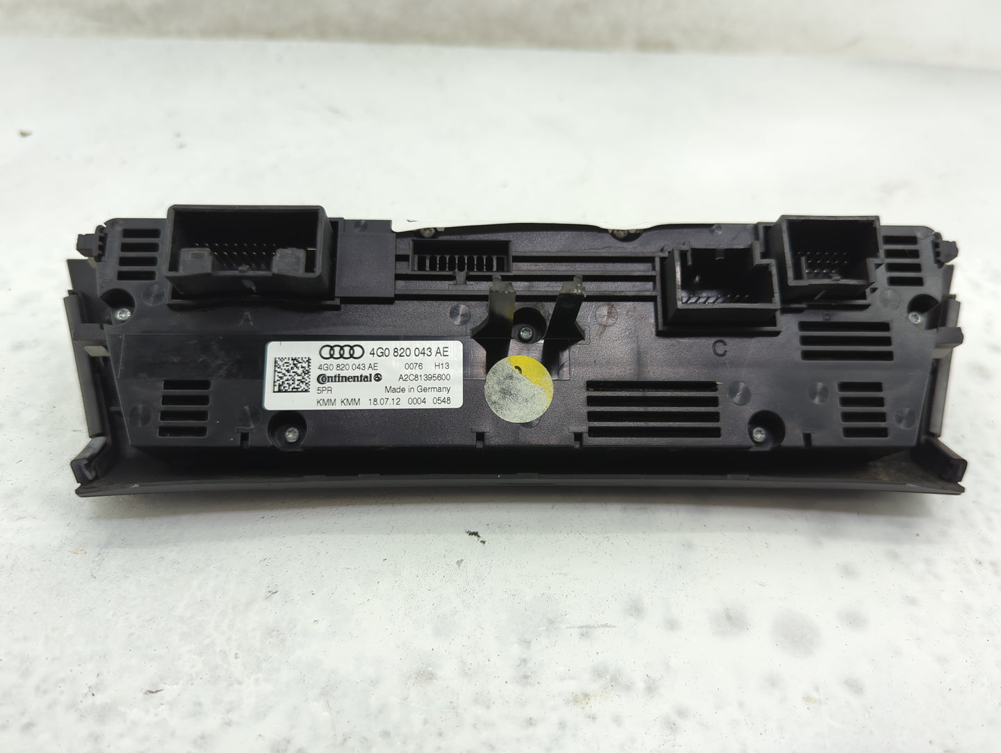 2013 Audi S7 Climate Control Module Temperature AC/Heater Replacement P/N:4G0 820 043 AE Fits OEM Used Auto Parts - Oemuseda