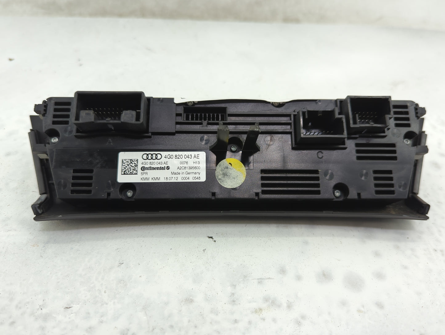 2013 Audi S7 Climate Control Module Temperature AC/Heater Replacement P/N:4G0 820 043 AE Fits OEM Used Auto Parts - Oemuseda
