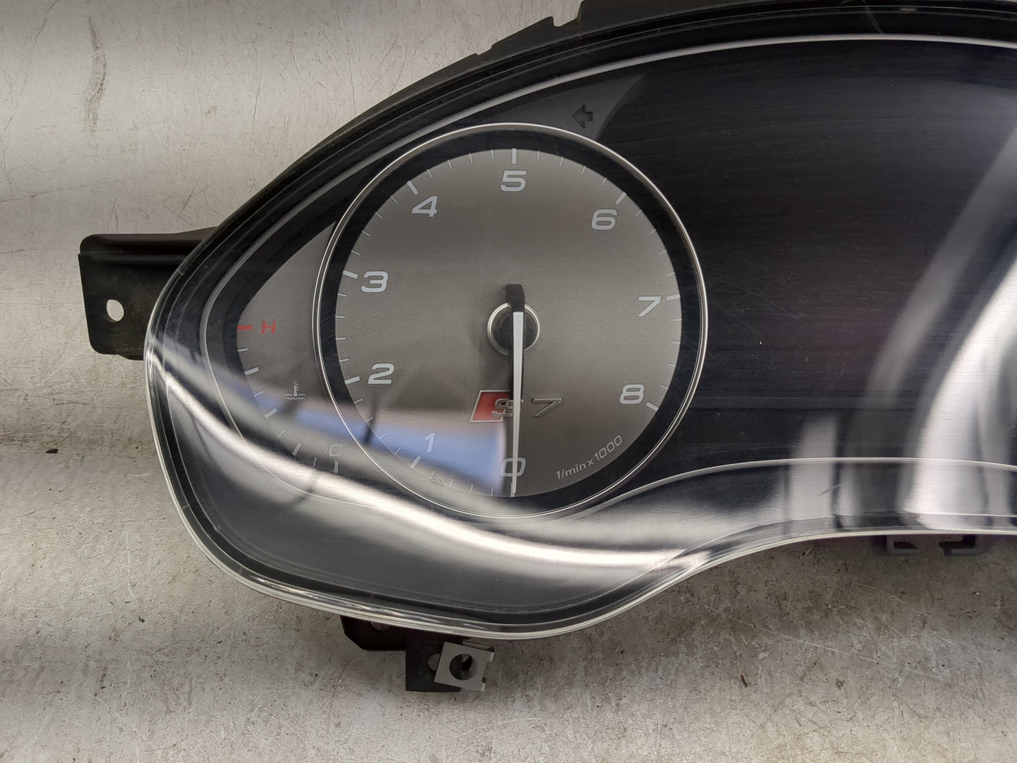 2013 Audi S7 Instrument Cluster Speedometer Gauges P/N:0 263 672 192 4G8 920 983 T Miles: Fits OEM Used Auto Parts - Oemused