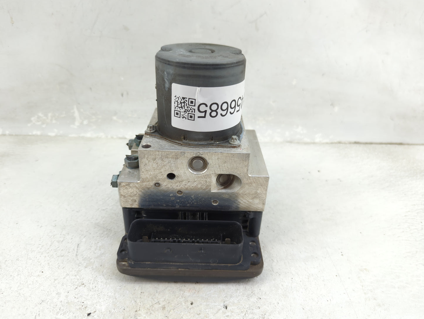2013-2015 Audi S7 ABS Pump Control Module Replacement P/N:4G0 907 379 J Fits Fits 2012 2013 2014 2015 OEM Used Auto Parts - 