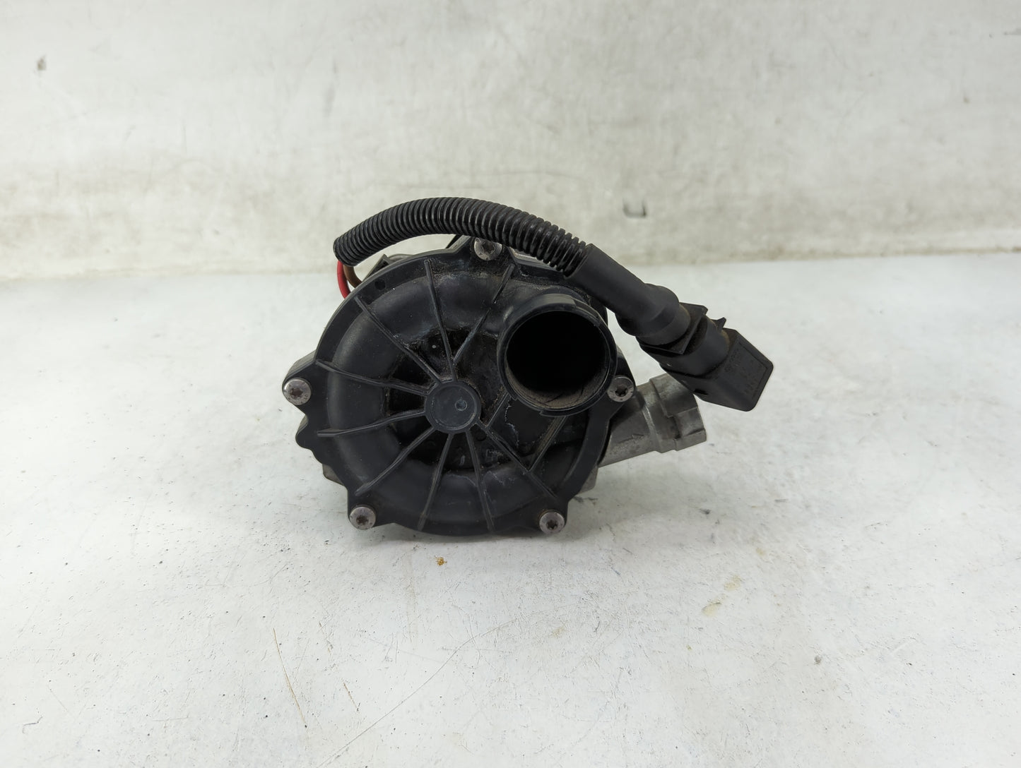 2013 Audi S7 Air Injection Pump Smog - Oemusedautoparts1.com