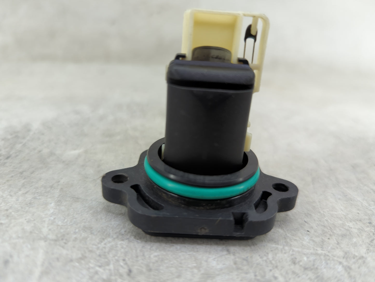 Bmw 128 Mass Air Flow Meter Maf - Oemusedautoparts1.com