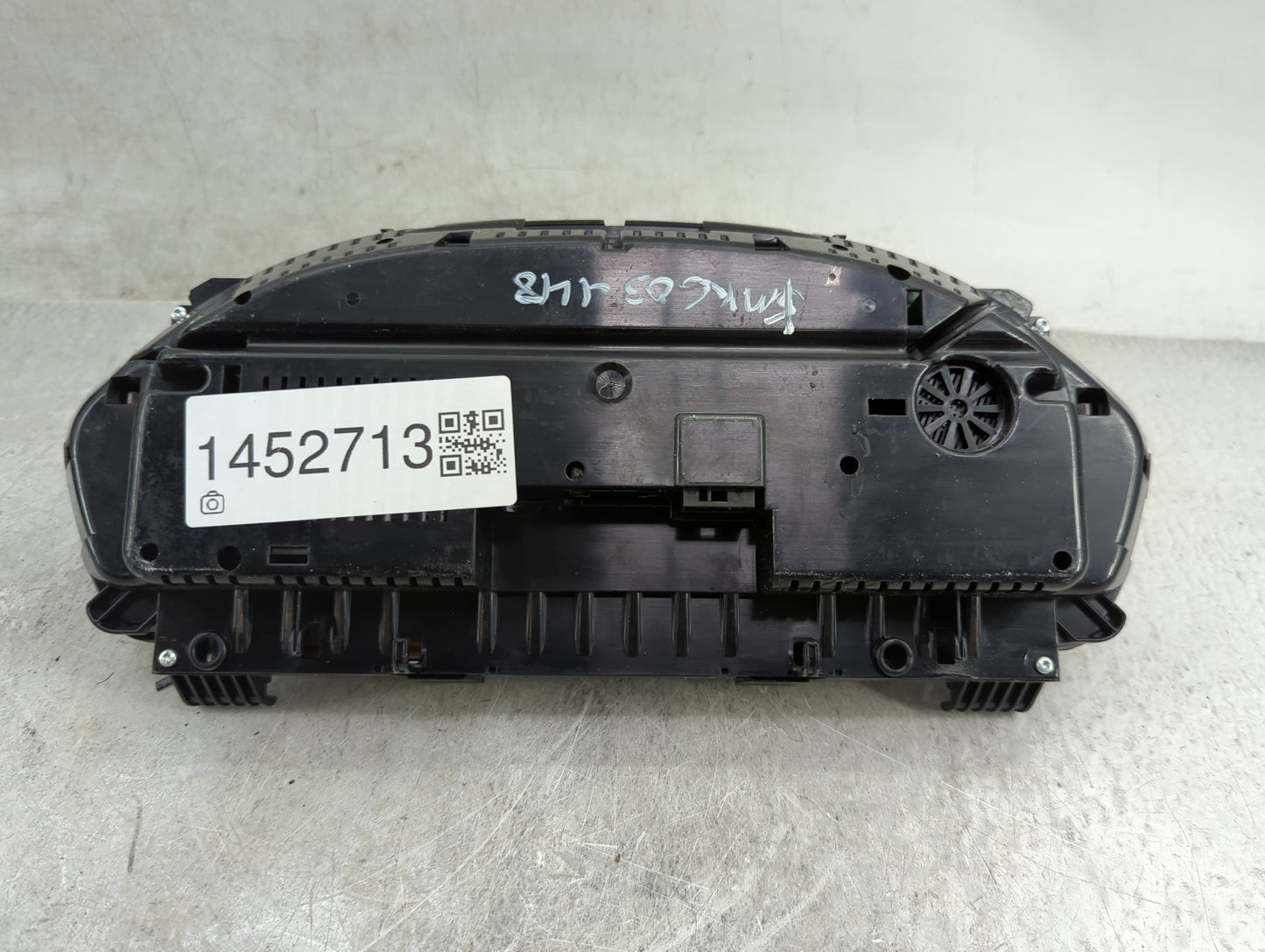 2013-2014 Bmw 320 Instrument Cluster Speedometer Gauges P/N:9232895 9311384-01 Miles:114K Fits Fits 2012 2013 2014 2015 2016