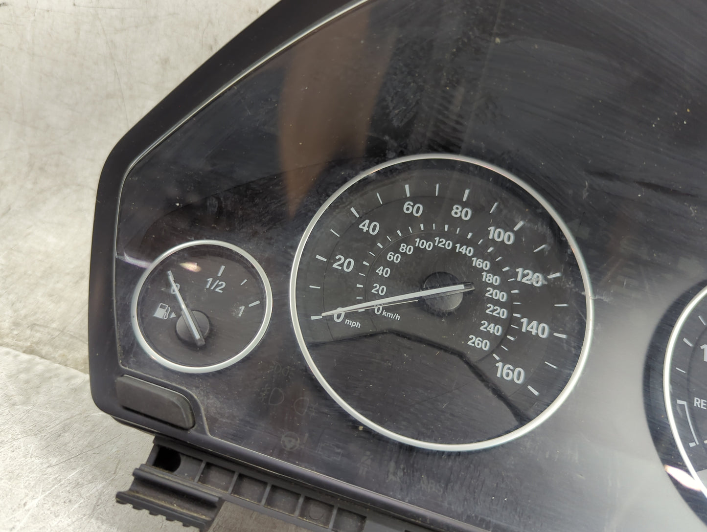2013-2014 Bmw 320 Instrument Cluster Speedometer Gauges P/N:9232895 9311384-01 Miles:117K Fits Fits 2012 2013 2014 2015 2016