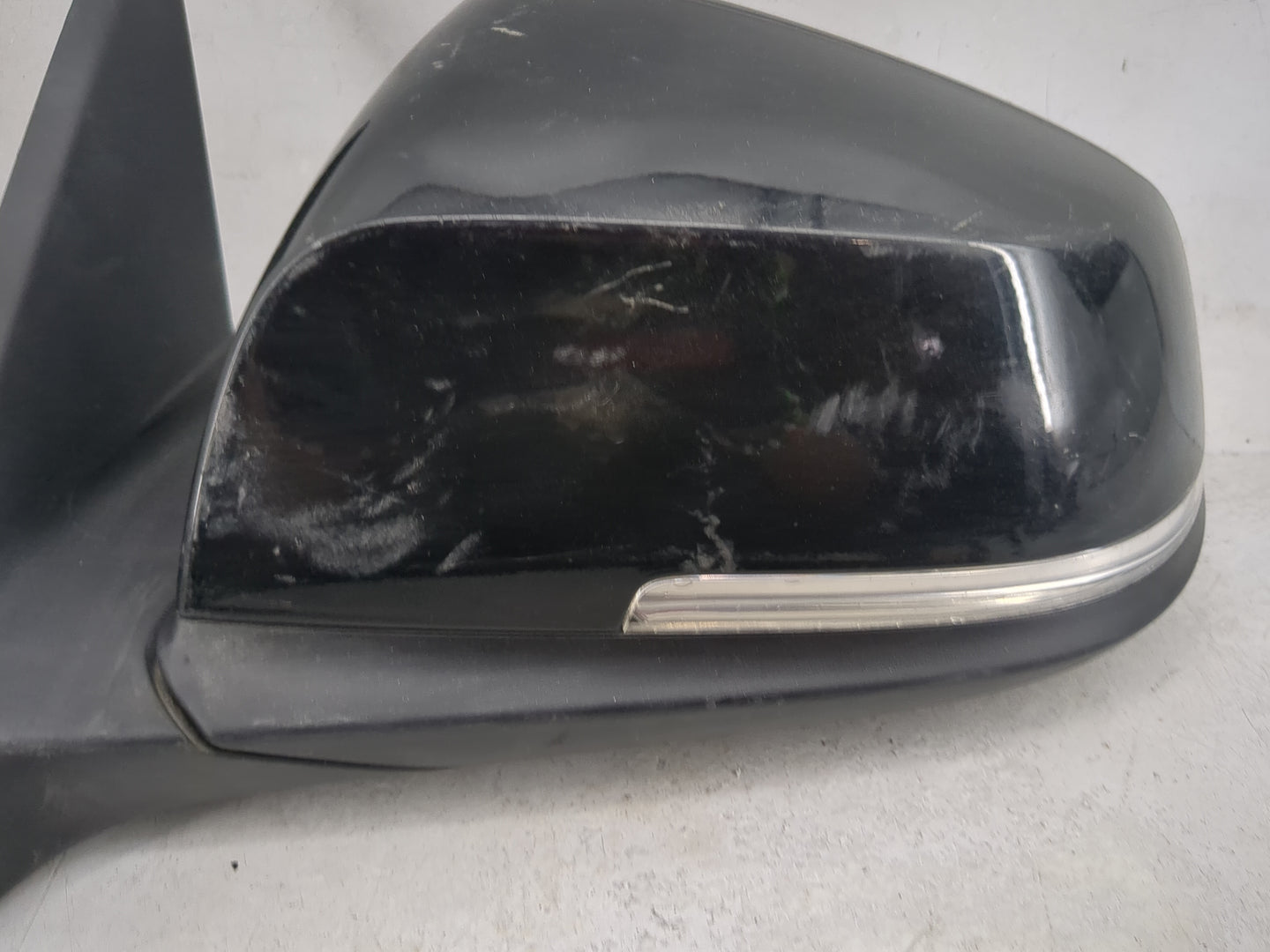 Bmw 320 Driver Left Side View Manual Door Mirror Black - Oemusedautoparts1.com