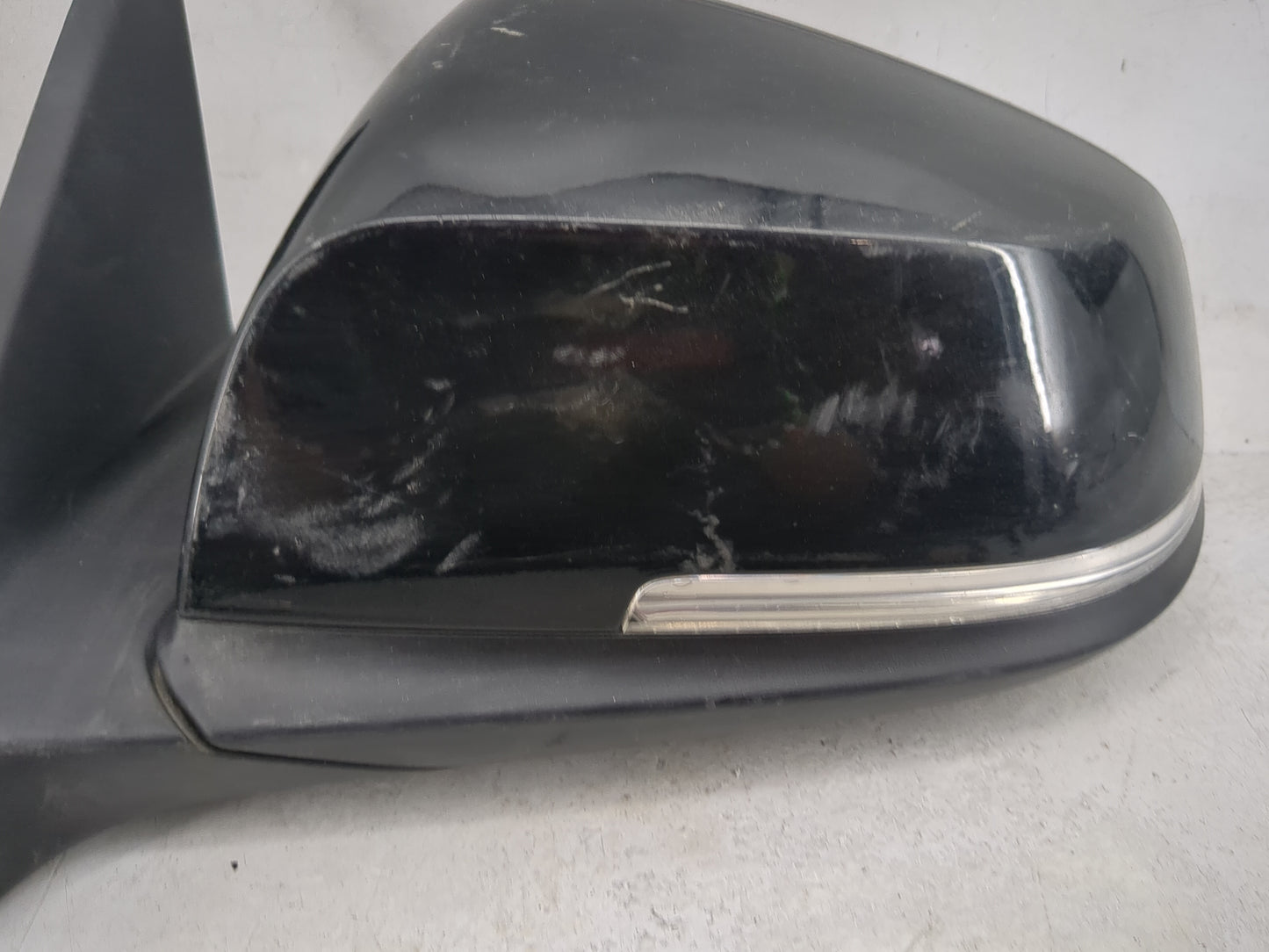 Bmw 320 Driver Left Side View Manual Door Mirror Black - Oemusedautoparts1.com