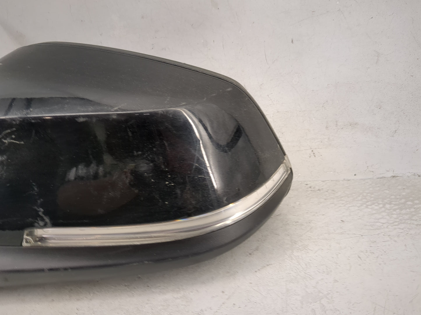 Bmw 320 Driver Left Side View Manual Door Mirror Black - Oemusedautoparts1.com