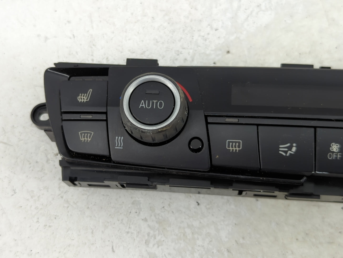 2012-2014 Bmw 320i Climate Control Module Temperature AC/Heater Replacement Fits Fits 2012 2013 2014 OEM Used Auto Parts - O