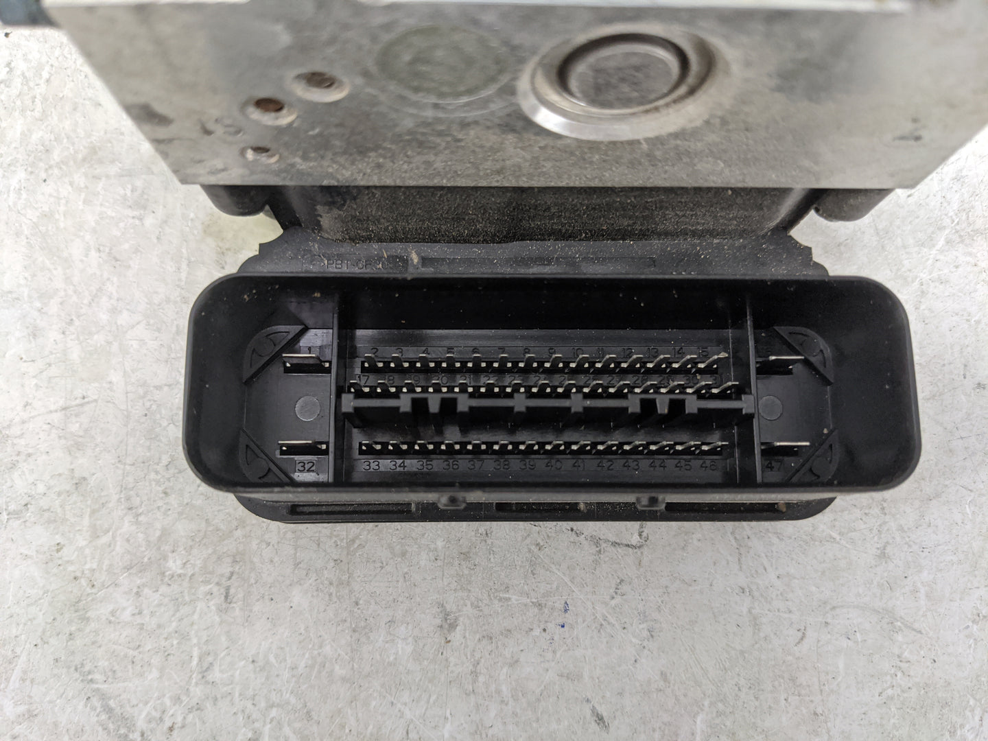 2012-2013 Bmw 320i ABS Pump Control Module Replacement P/N:6862246 0212-0935.4, 10.0962-0829.3, 10.0622-3291.1 Fits Fits 201