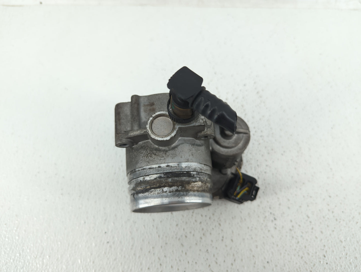 2012-2018 Bmw 320i Throttle Body P/N:1354 7588625-03 Fits Fits 2012 2013 2014 2015 2016 2017 2018 OEM Used Auto Parts - Oemu
