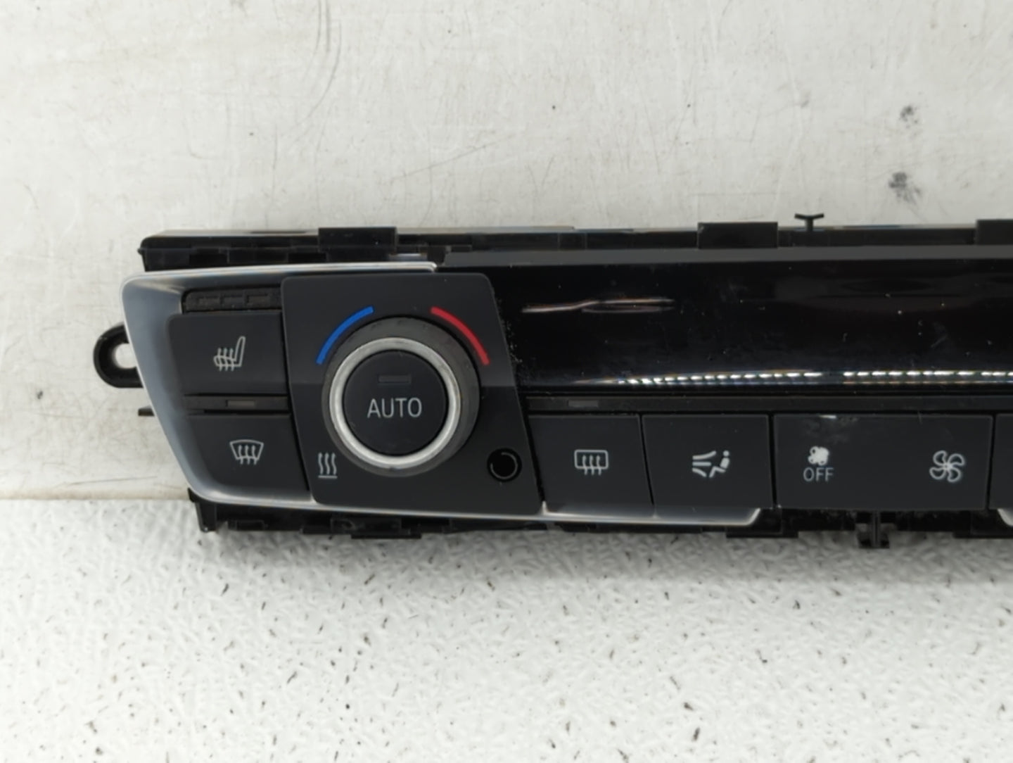 2012-2014 Bmw 320i Climate Control Module Temperature AC/Heater Replacement P/N:6411 9226784-04 6411 9261103-01 Fits OEM Use