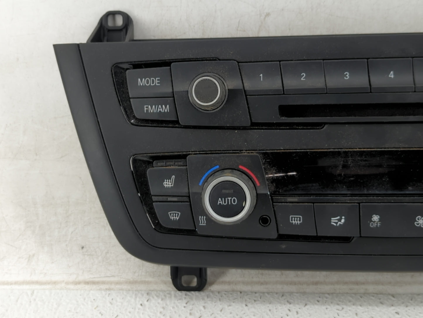2012-2014 Bmw 320i Climate Control Module Temperature AC/Heater Replacement P/N:6131 9261099-02 Fits Fits 2012 2013 2014 OEM