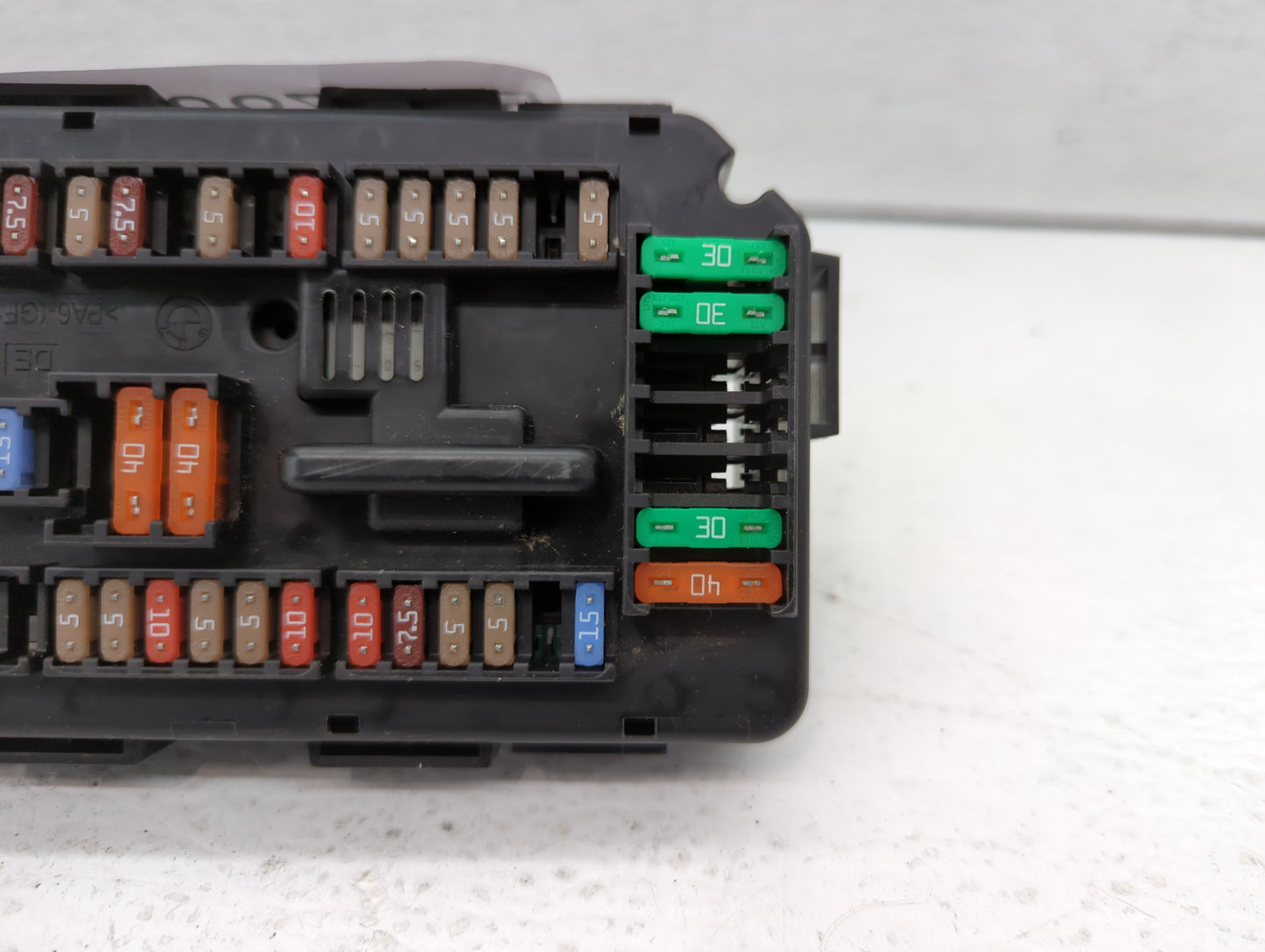 2012-2018 Bmw 320i Fusebox Fuse Box Panel Relay Module P/N:9337879 02 9261110 03 Fits OEM Used Auto Parts - Oemusedautoparts