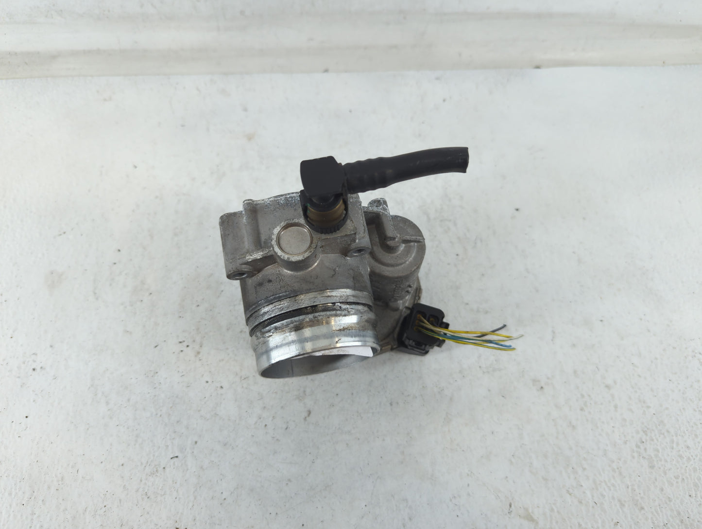 2013 Bmw 320i Throttle Body P/N:A2C83786800 12627067DA Fits OEM Used Auto Parts - Oemusedautoparts1.com