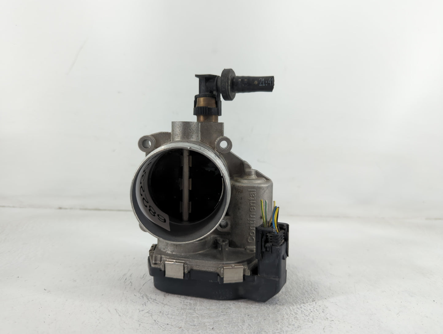 2012-2018 Bmw 320i Throttle Body P/N:1354 7588625-04 A2C83786800 Fits Fits 2012 2013 2014 2015 2016 2017 2018 OEM Used Auto 