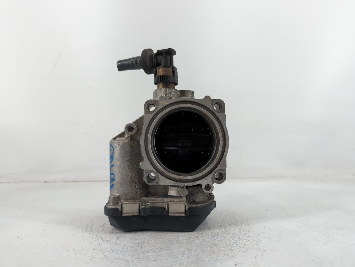 2012-2018 Bmw 320i Throttle Body P/N:1354 7588625-04 A2C83786800 Fits Fits 2012 2013 2014 2015 2016 2017 2018 OEM Used Auto 