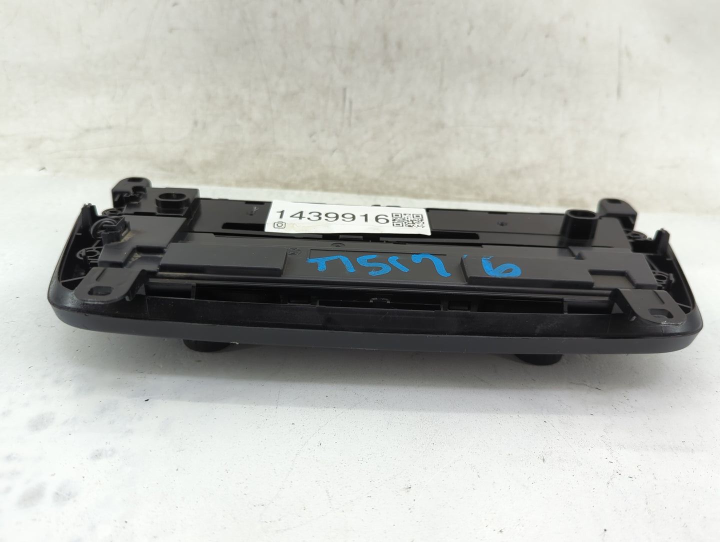 2012-2014 Bmw 328 Climate Control Module Temperature AC/Heater Replacement P/N:9261099-02 61319261099-02 Fits Fits 2012 2013