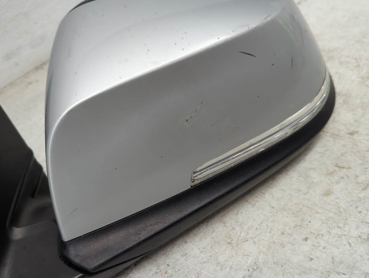 2012-2013 Bmw 328 Driver Side View Mirror - Left Door Mirror OEM Used - Oemusedautoparts1.com