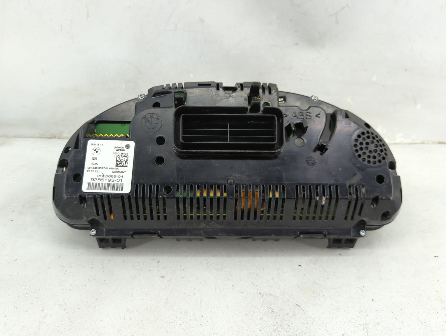 2012-2016 Bmw 328 Instrument Cluster Speedometer Gauges P/N:9285193-01 2358686-04 Fits OEM Used Auto Parts - Oemusedautopart