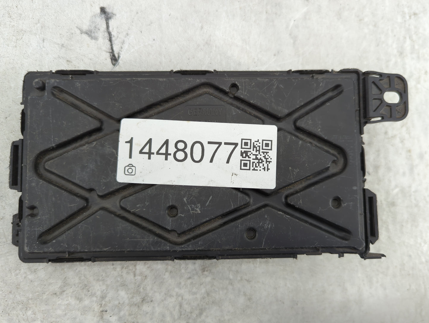Bmw 328 Body Control Module Bcm Inner Cabin Fuse Box - Oemusedautoparts1.com