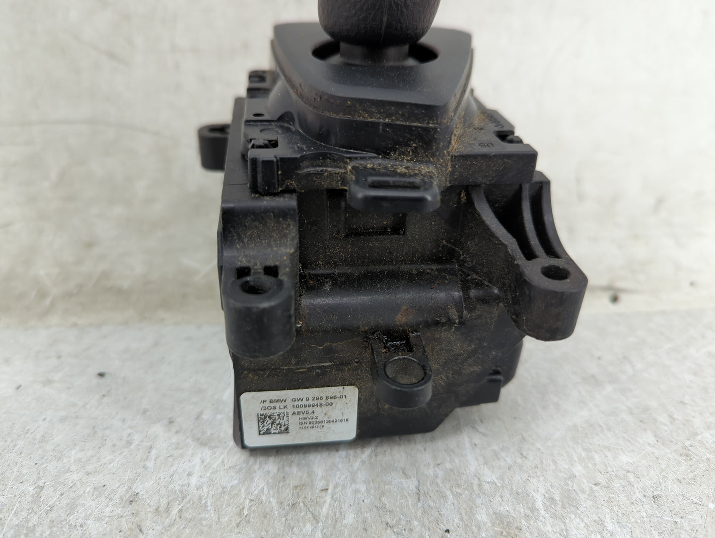 2013 Bmw 328 Floor Console Assembly Shifter - Oemusedautoparts1.com