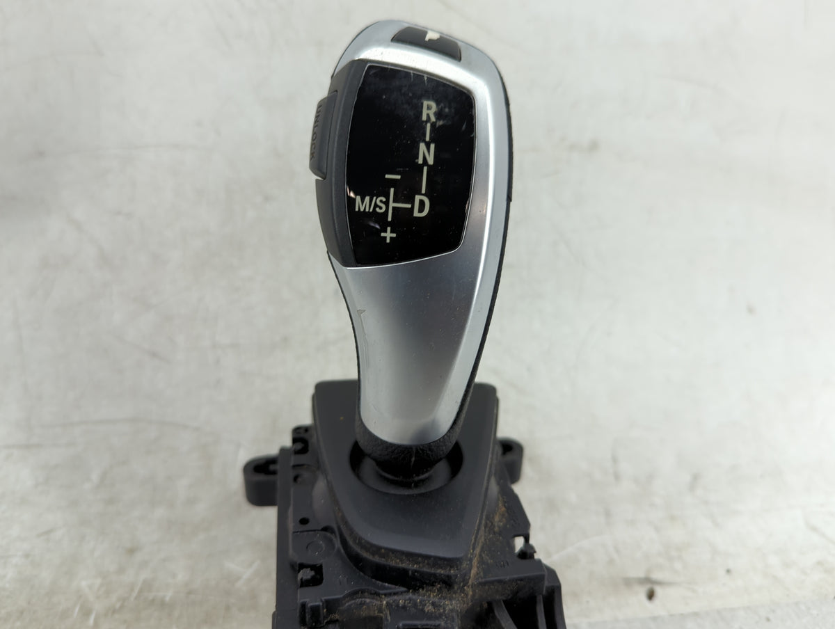 2013 Bmw 328 Floor Console Assembly Shifter - Oemusedautoparts1.com