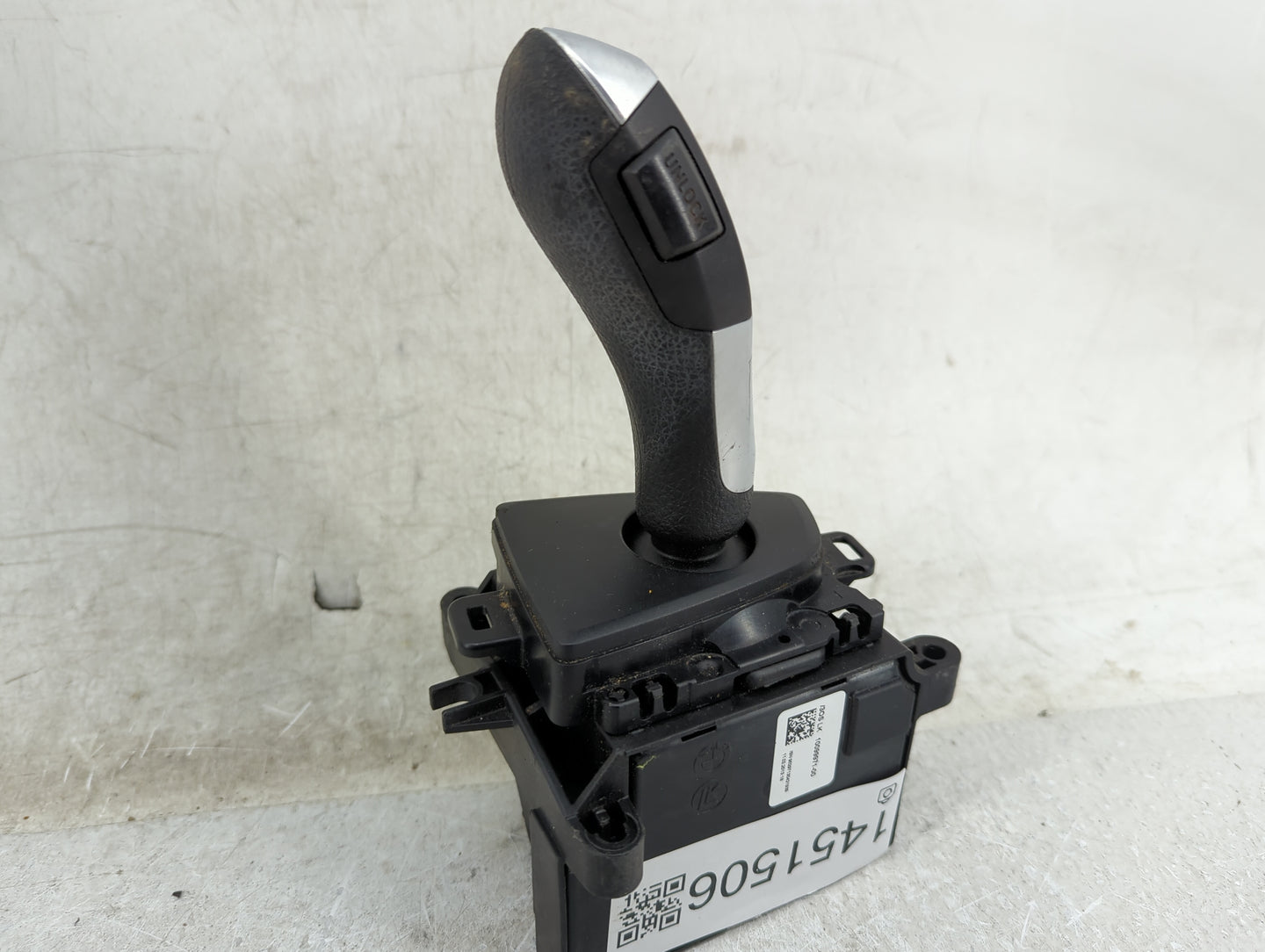 2013 Bmw 328 Floor Console Assembly Shifter - Oemusedautoparts1.com