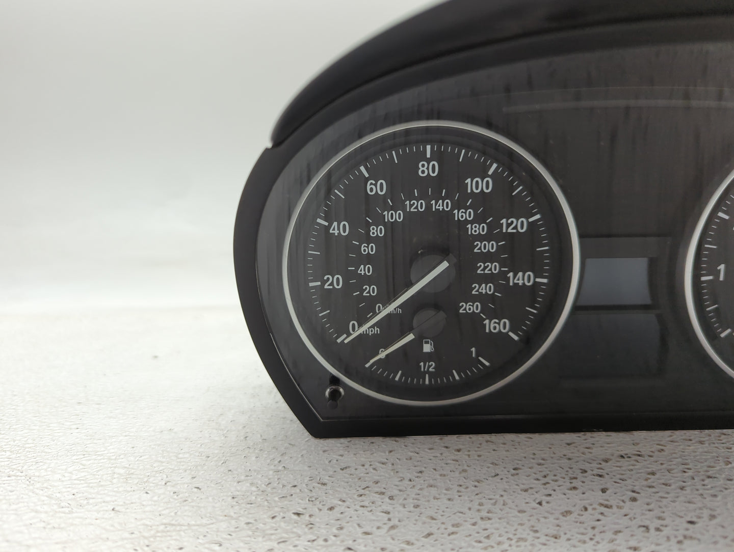 2011-2013 Bmw 328 Instrument Cluster Speedometer Gauges P/N:9283839-01 14369510, A2C92644100 Miles:105K Fits Fits 2011 2012 