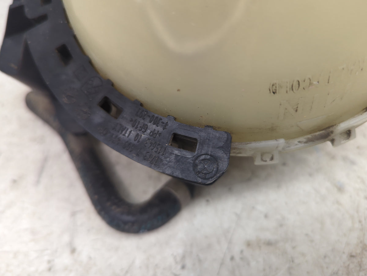 Bmw 328 Radiator Coolant Overflow Expansion Tank Bottle - Oemusedautoparts1.com
