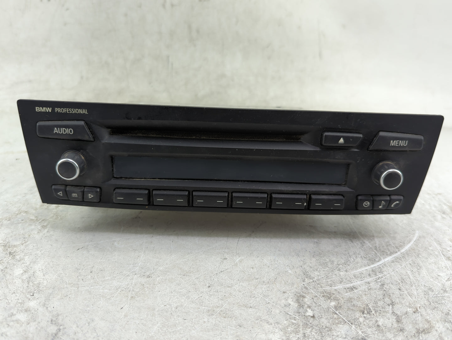 2010-2013 Bmw 328i Radio AM FM Cd Player Receiver Replacement P/N:65129302171-01 9302171 Fits OEM Used Auto Parts - Oemuseda