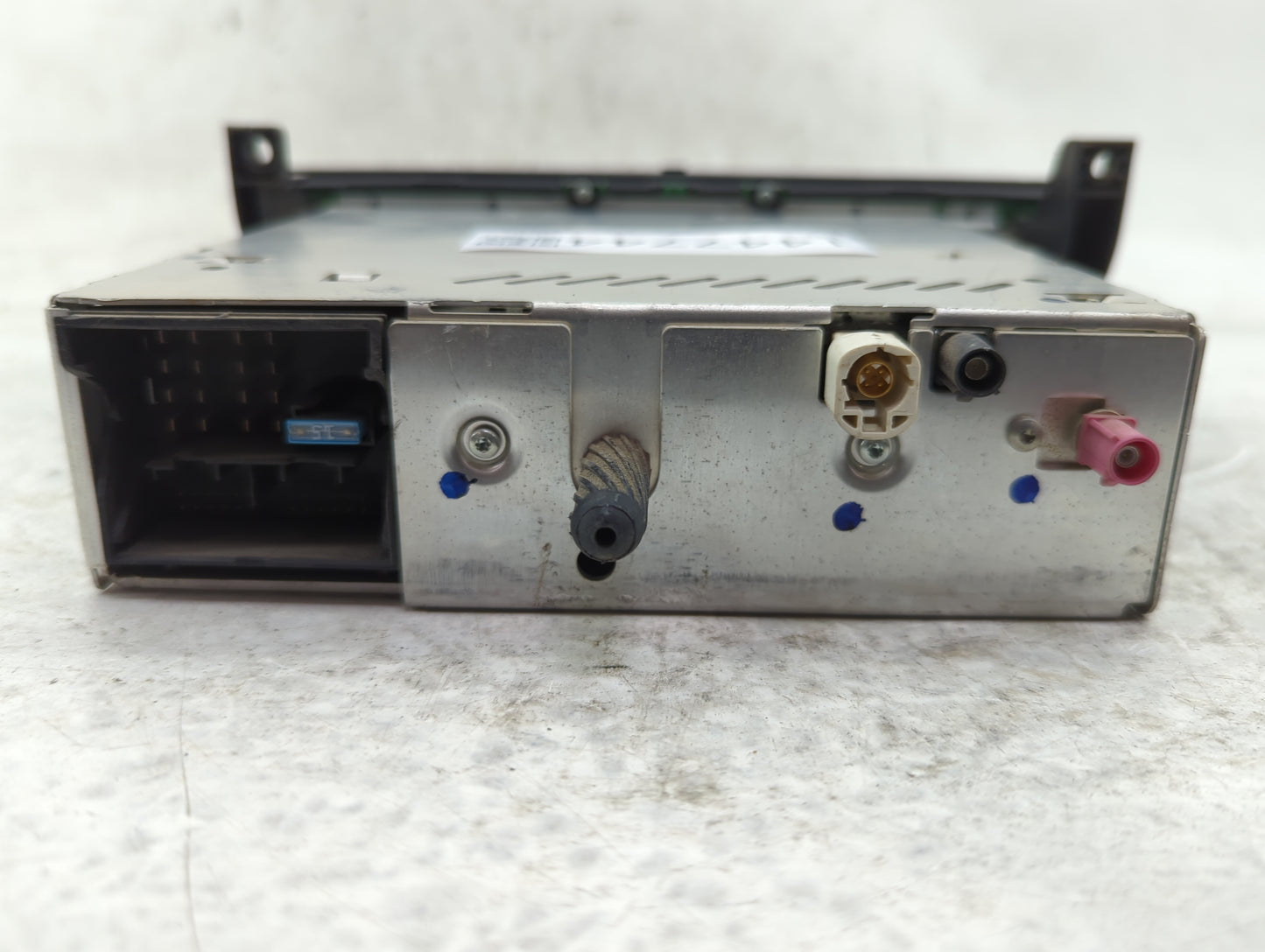 2010-2013 Bmw 328i Radio AM FM Cd Player Receiver Replacement P/N:65129302171-01 9302171 Fits OEM Used Auto Parts - Oemuseda
