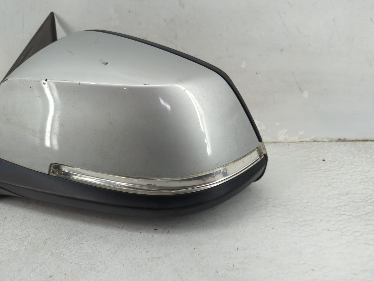 2012-2013 Bmw 328i Driver Side View Mirror - Left Door Mirror OEM Used - Oemusedautoparts1.com