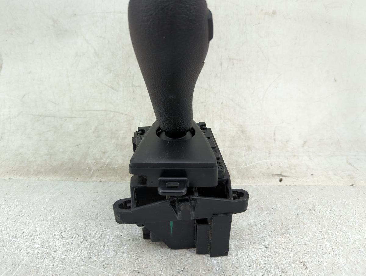 2013 Bmw 328i Floor Console Assembly Shifter 1451433 - Oemusedautoparts1.com