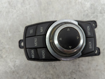2013 Bmw 328i Radio AM FM Cd Player Receiver Replacement P/N:0007500926 Fits OEM Used Auto Parts - Oemusedautoparts1.com