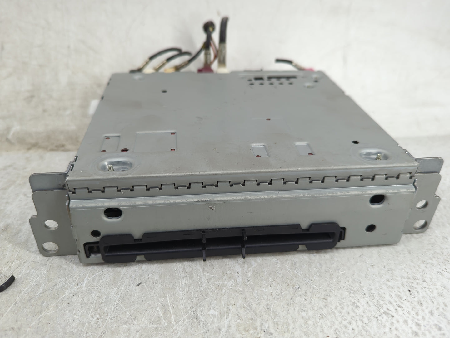 2013 Bmw 328i Radio AM FM Cd Player Receiver Replacement P/N:9310467-01 BMWEHU117-39, A2C86802600 Fits OEM Used Auto Parts -