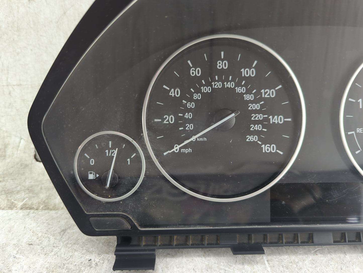 2013 Bmw 328i Instrument Cluster Speedometer Gauges P/N:9232894 9287505-01, 14369510, 1K928750501N Miles:109K Fits OEM Used 