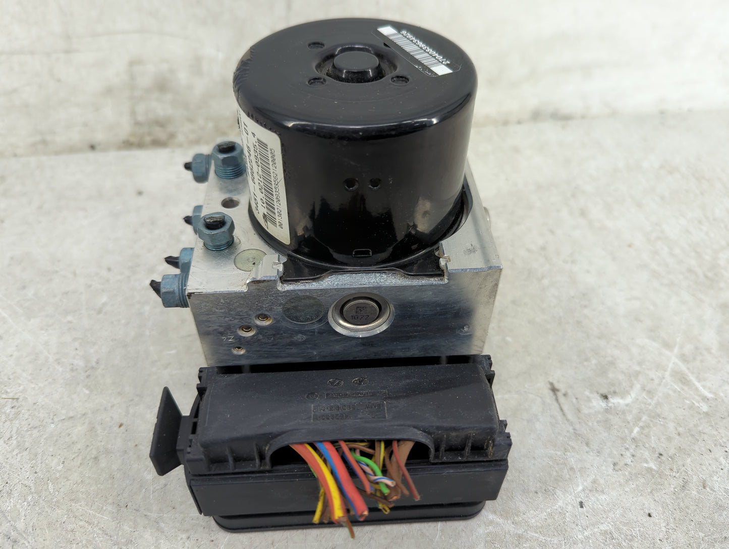 2012-2013 Bmw 328i ABS Pump Control Module Replacement P/N:3451-6862246-01 10.0212-0935.4 Fits Fits 2012 2013 OEM Used Auto 