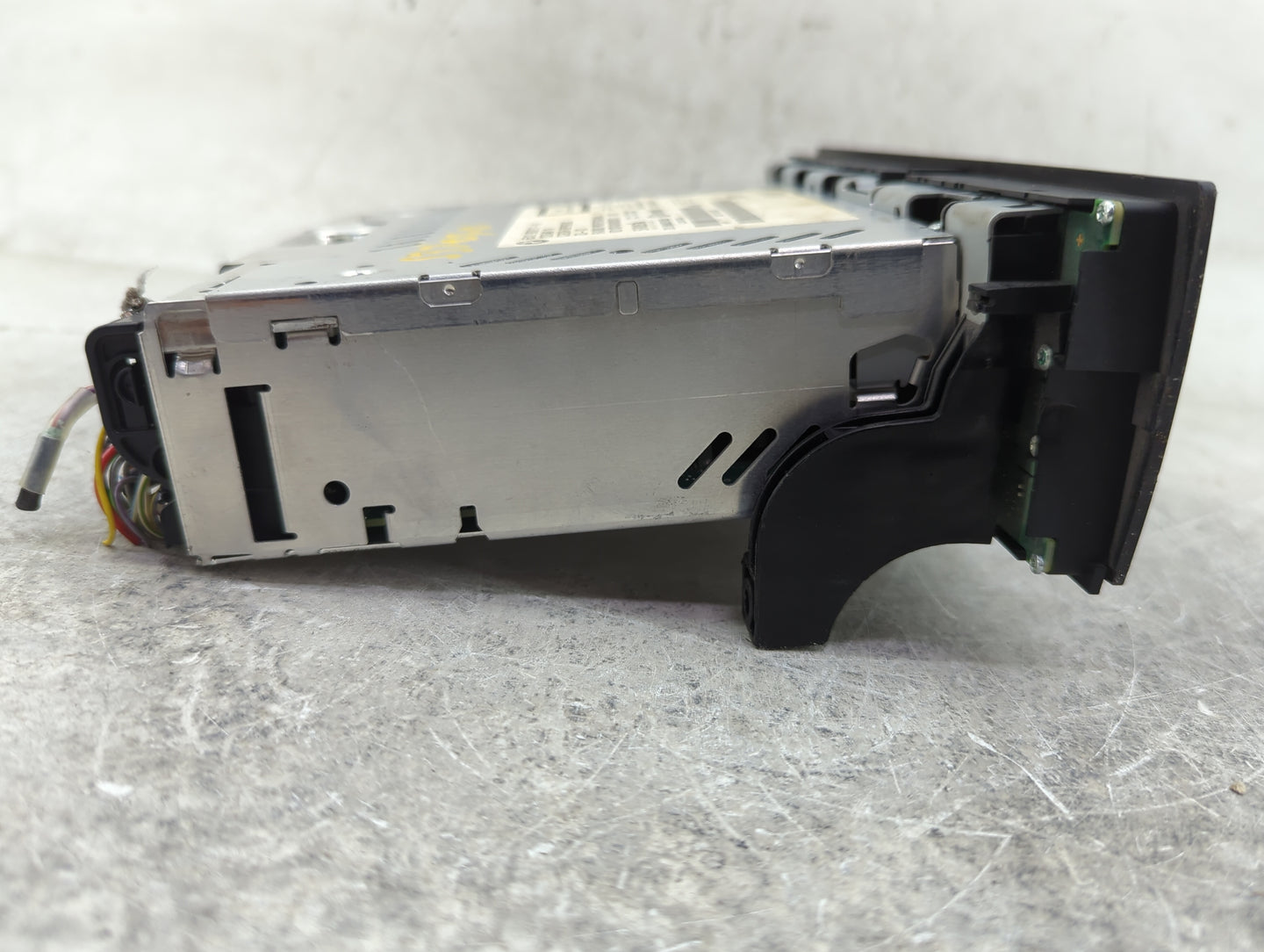 2010-2013 Bmw 328i Radio AM FM Cd Player Receiver Replacement P/N:6512 9302171-01 VD1074D6020557 Fits OEM Used Auto Parts - 