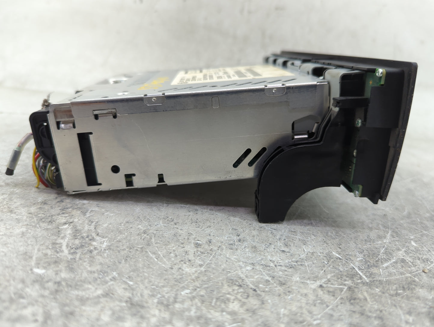 2010-2013 Bmw 328i Radio AM FM Cd Player Receiver Replacement P/N:6512 9302171-01 VD1074D6020557 Fits OEM Used Auto Parts - 