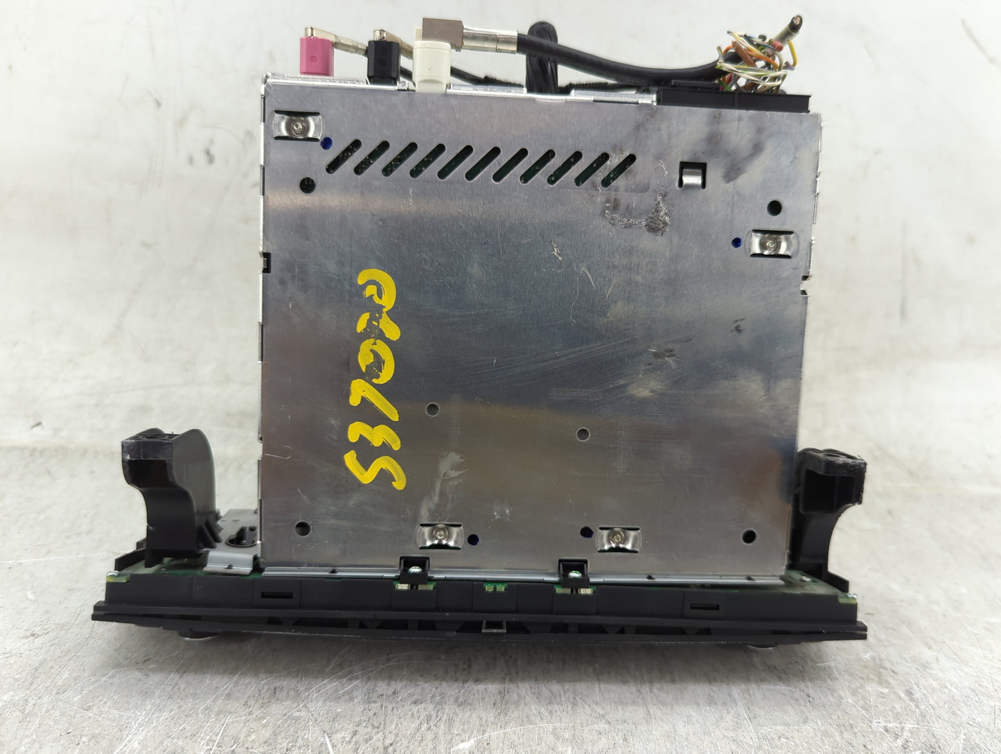 2010-2013 Bmw 328i Radio AM FM Cd Player Receiver Replacement P/N:6512 9302171-01 VD1074D6020557 Fits OEM Used Auto Parts - 