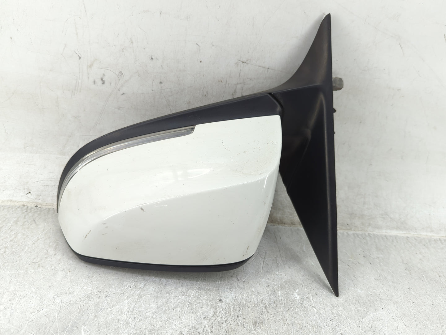 2012-2013 Bmw 328i Driver Side View Mirror - Left Door Mirror OEM Used - Oemusedautoparts1.com