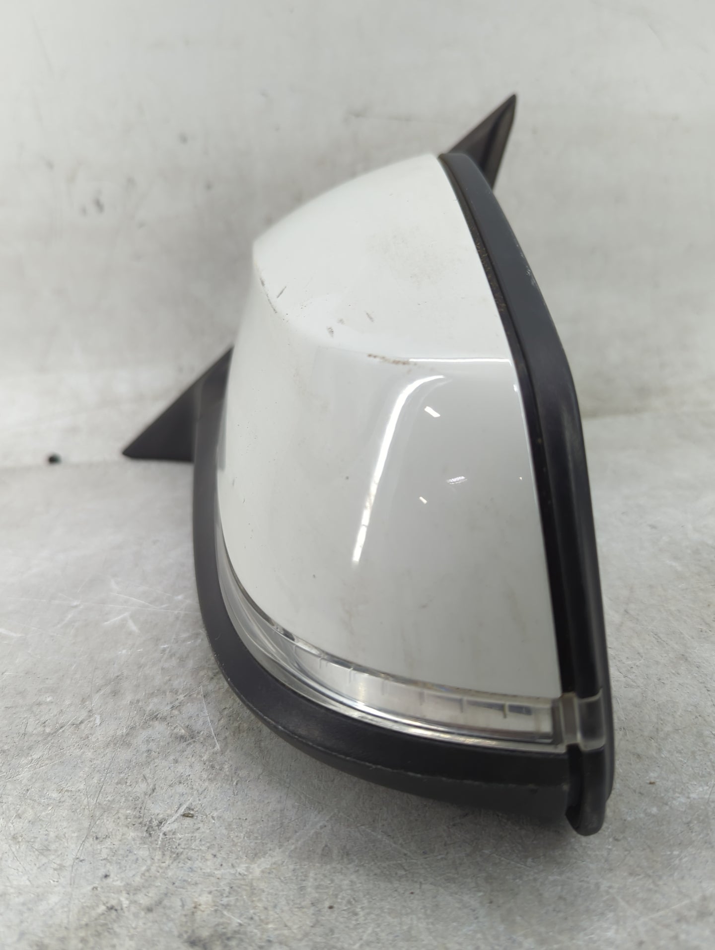 2012-2013 Bmw 328i Driver Side View Mirror - Left Door Mirror OEM Used - Oemusedautoparts1.com
