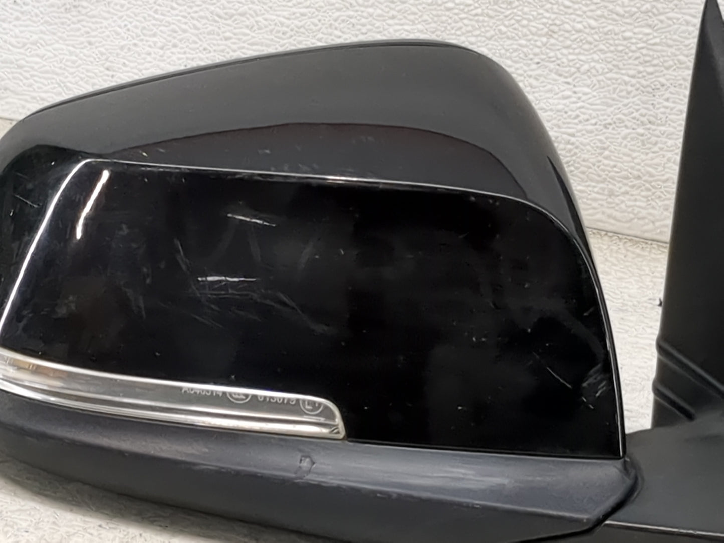 2013-2016 Bmw 328i Passenger Side View Mirror - Right Door Mirror OEM Used - Oemusedautoparts1.com