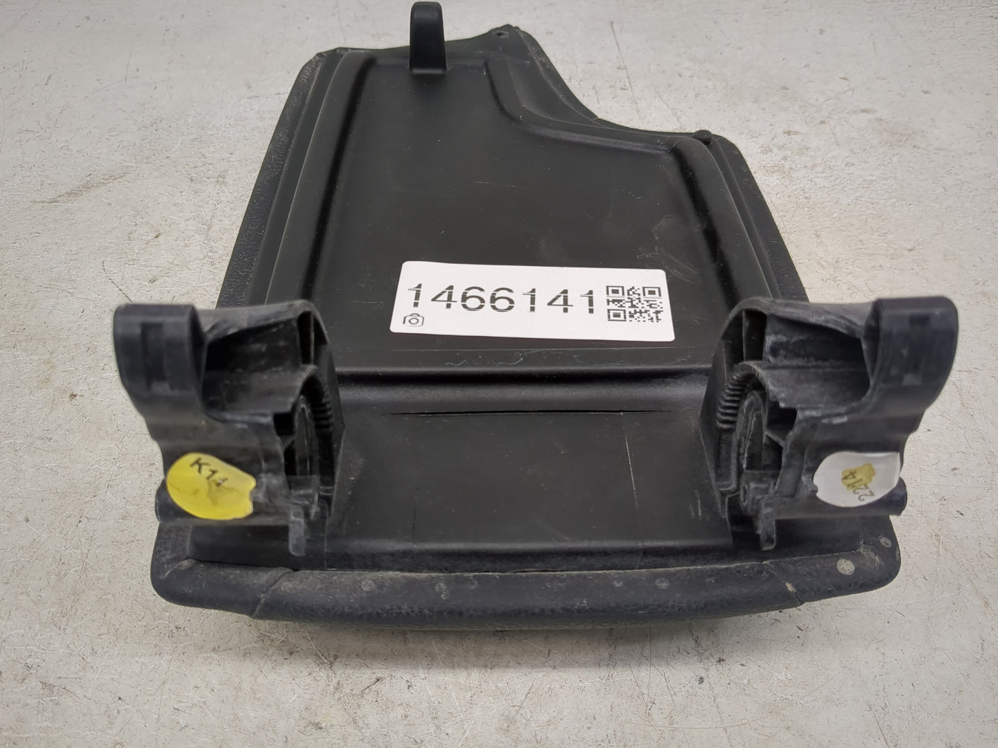 2013 Bmw 328i Center Console Armrest Cover Lid Fits OEM Used Auto Parts - Oemusedautoparts1.com