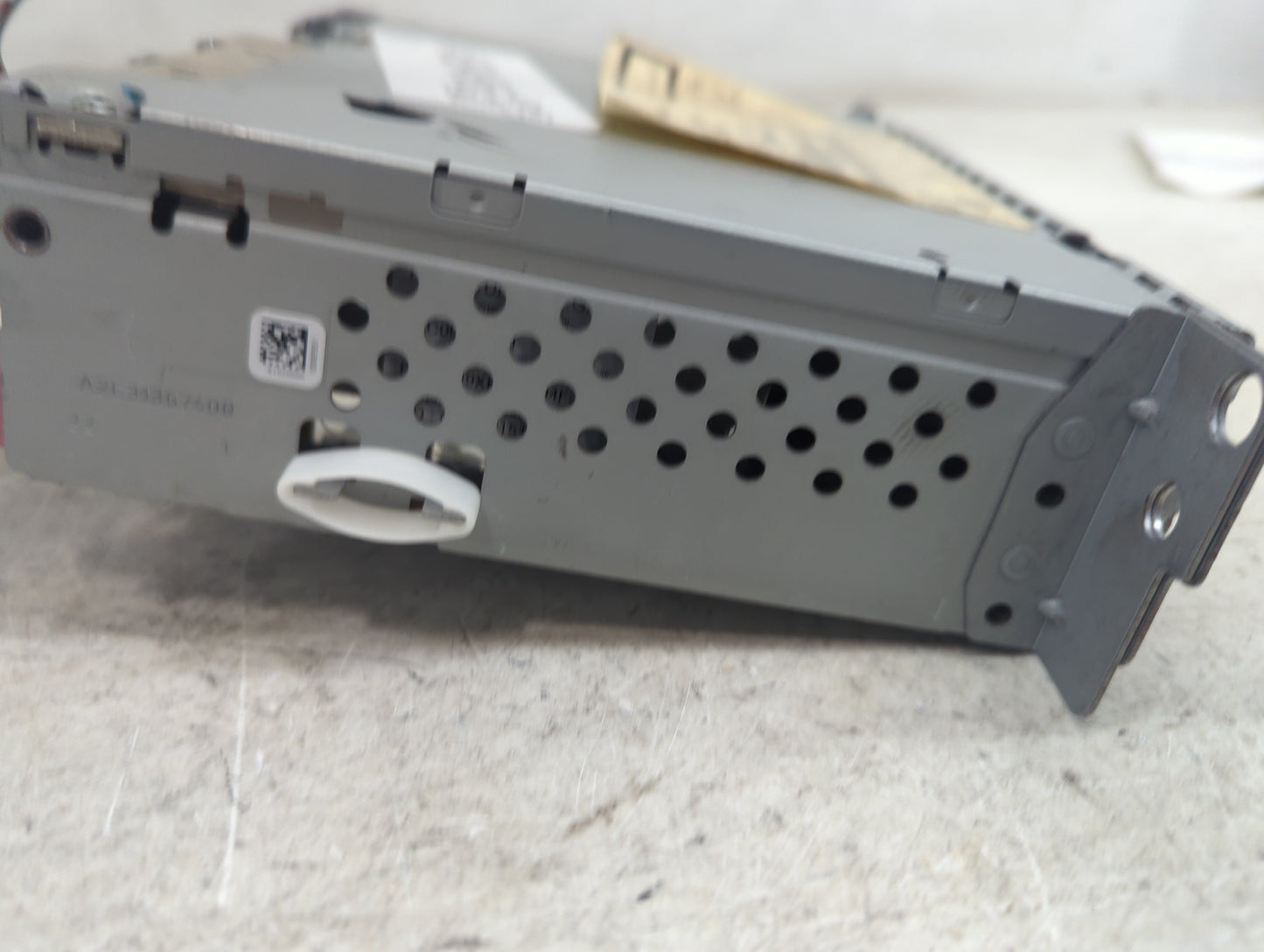 2012-2013 Bmw 328i Radio AM FM Cd Player Receiver Replacement P/N:9250938-01 VD1067C6008582, A2C82092301 Fits Fits 2012 2013