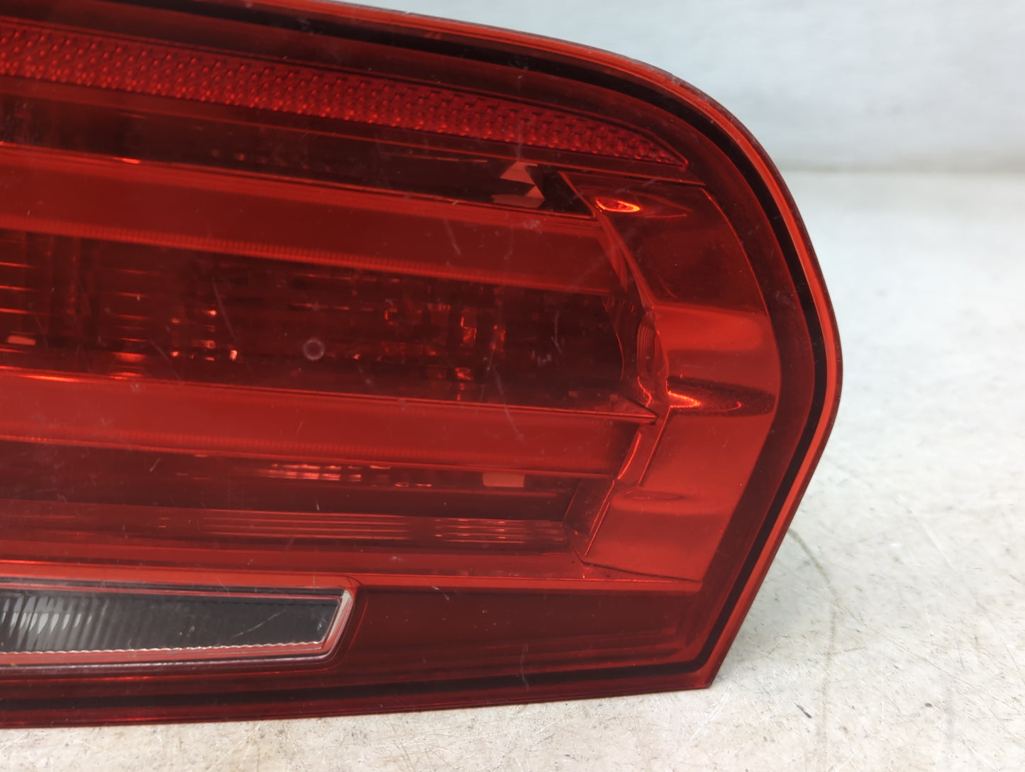 2012-2015 Bmw 328i Passenger Right Side Deck Lid Mounted Tail Light - Oemusedautoparts1.com