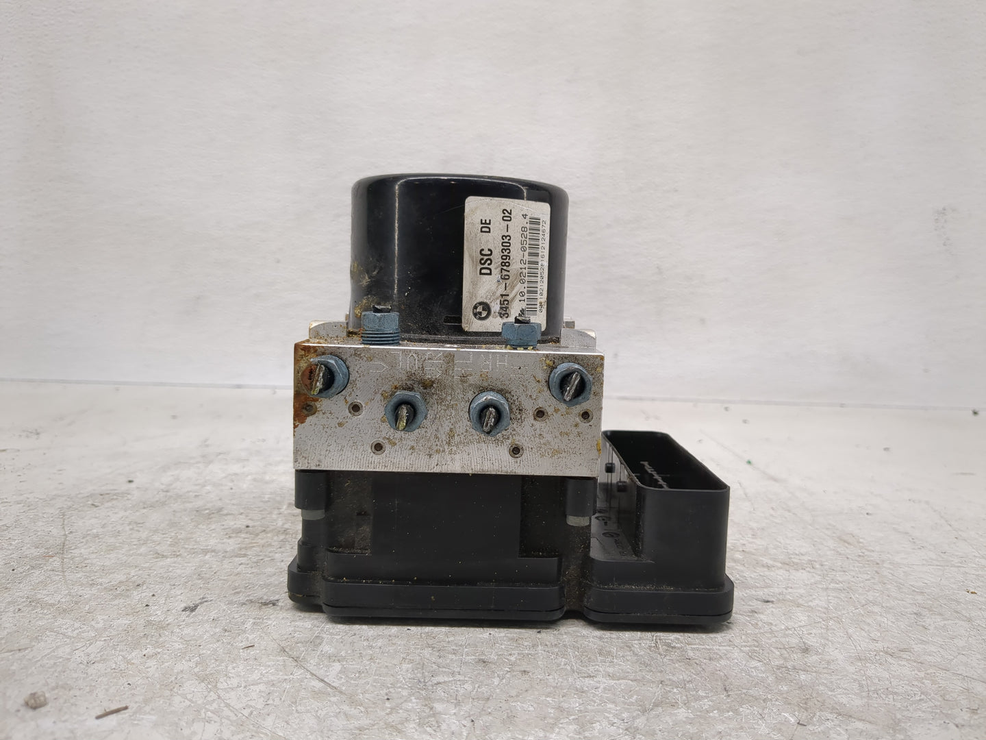 2013 Bmw 328xi ABS Pump Control Module Replacement P/N:6789304-01 6862873-01 Fits Fits 2009 2010 2011 2012 OEM Used Auto Par