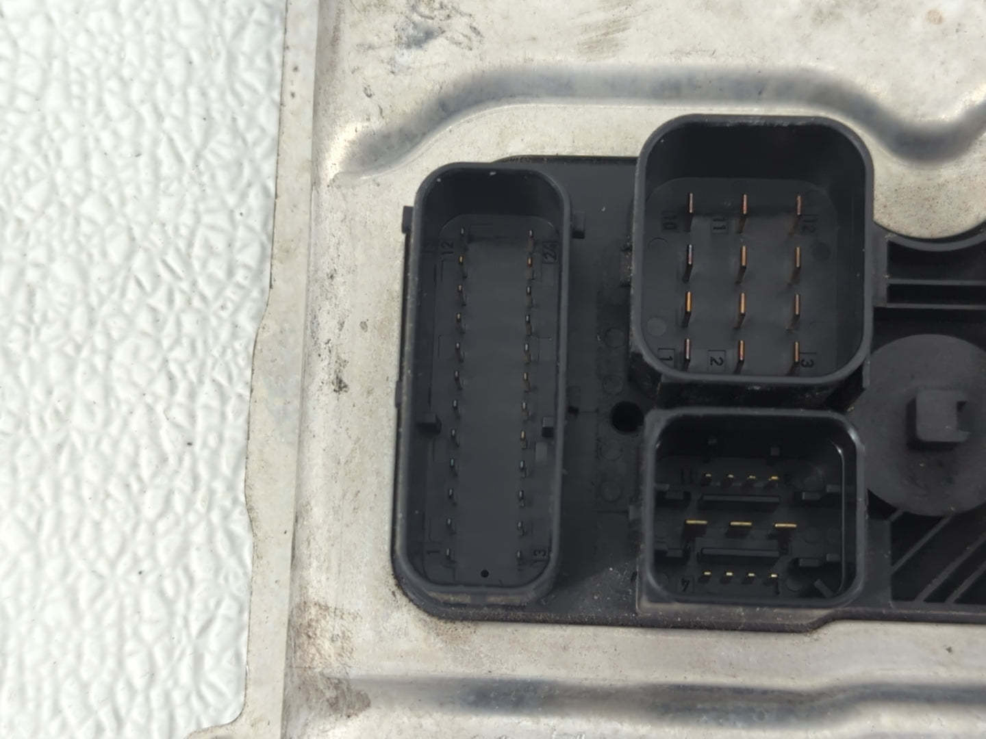 2013 Bmw 328xi PCM Engine Control Computer ECU ECM PCU OEM P/N:8 601 158 -01 Fits Fits 2012 2014 2015 OEM Used Auto Parts - 