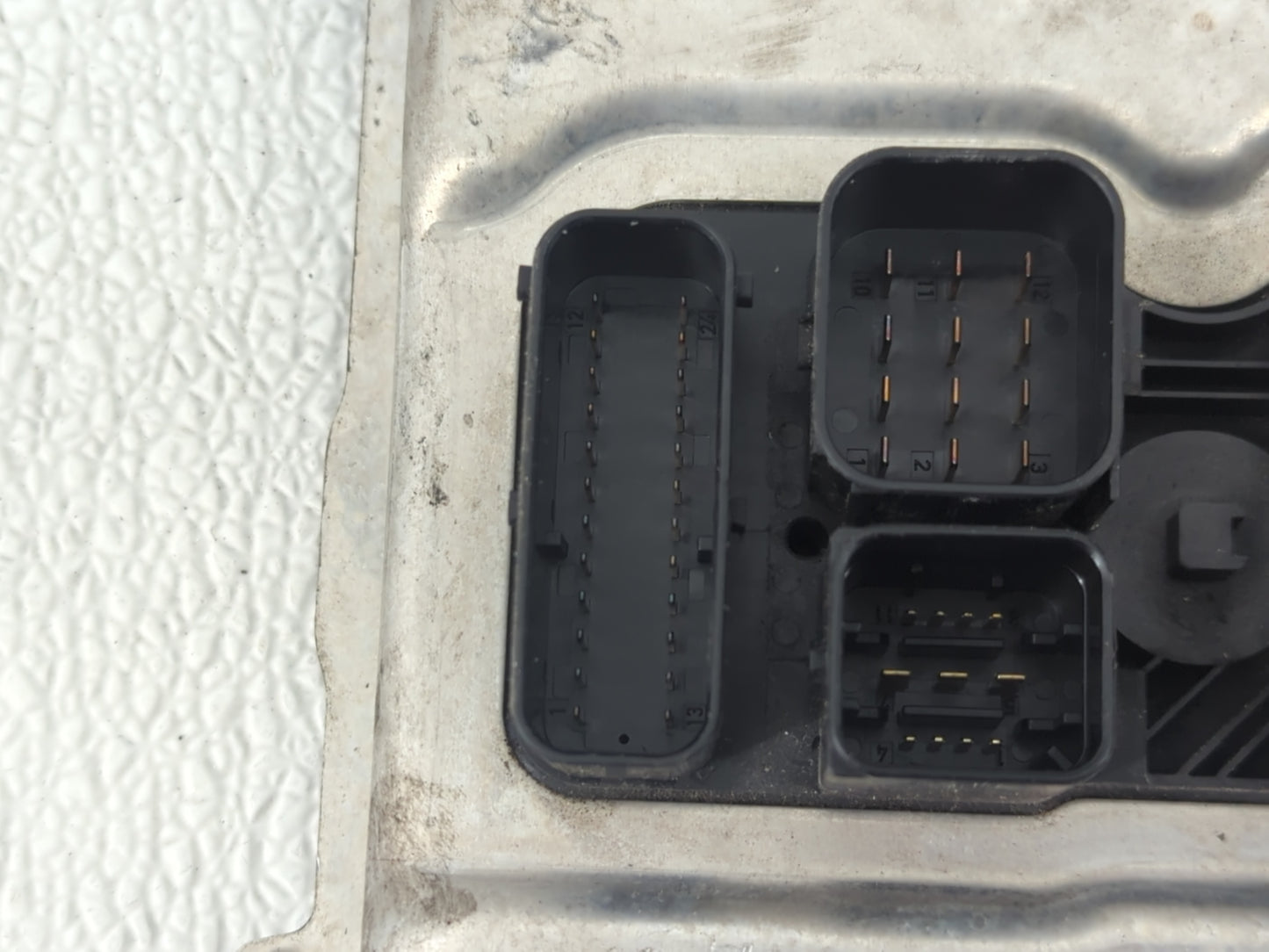 2013 Bmw 328xi PCM Engine Control Computer ECU ECM PCU OEM P/N:8 601 158 -01 Fits Fits 2012 2014 2015 OEM Used Auto Parts - 