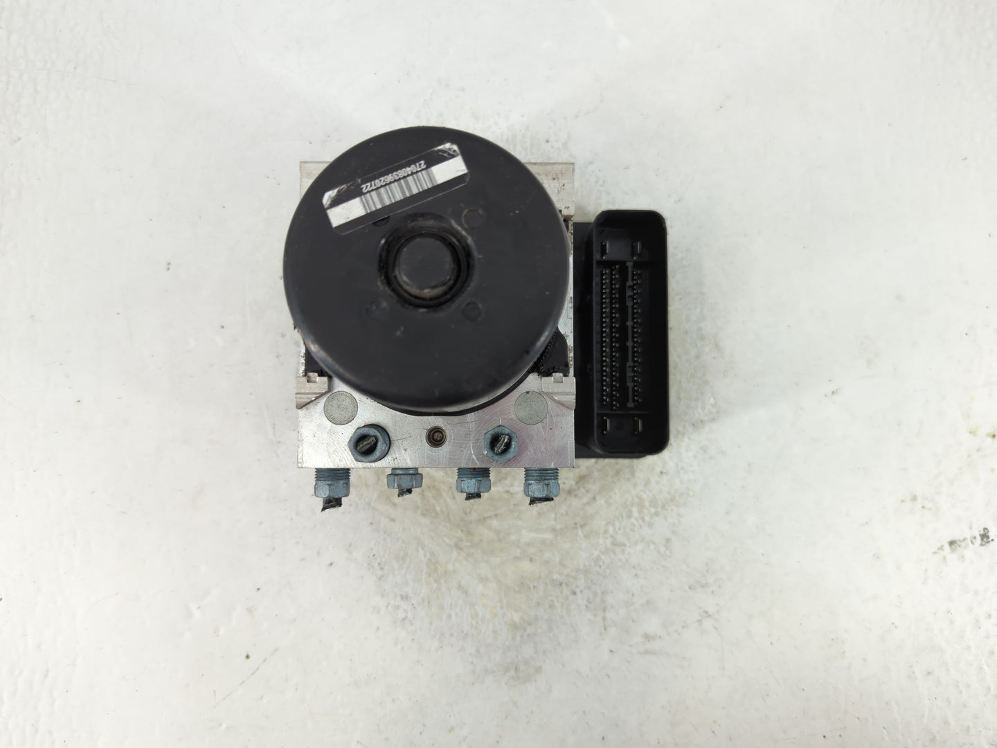 2012-2013 Bmw 328i ABS Pump Control Module Replacement P/N:3451-6860730-02 Fits Fits 2012 2013 OEM Used Auto Parts - Oemused